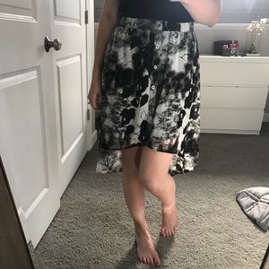 Floral print skirt